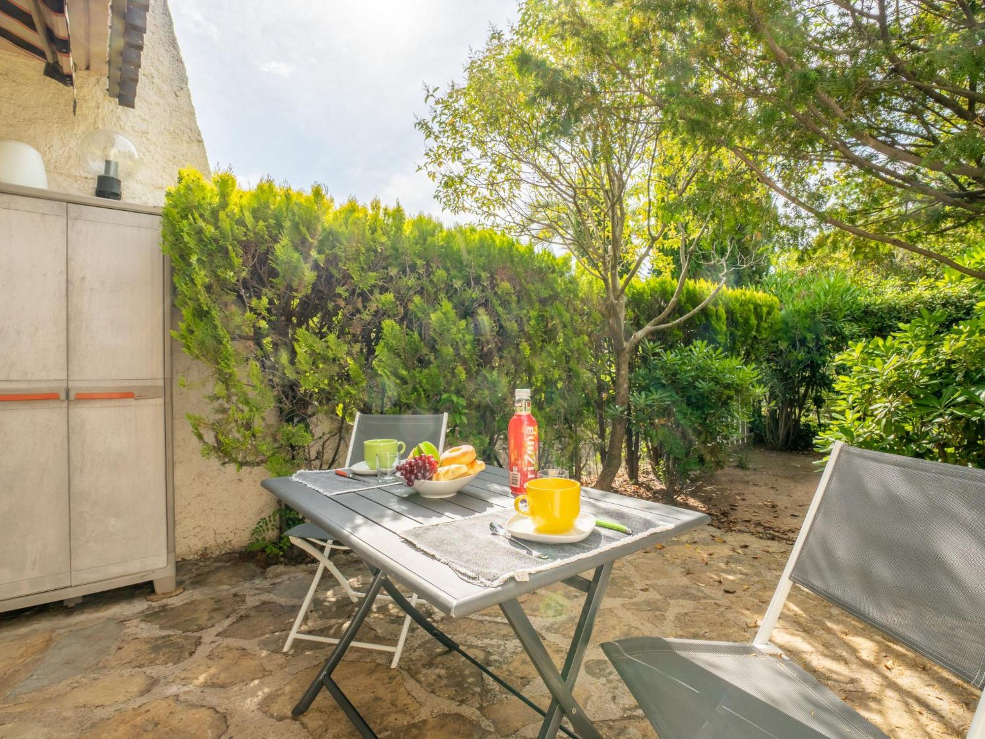 Studio Le Bali-1 La Ciotat Bagian luar foto